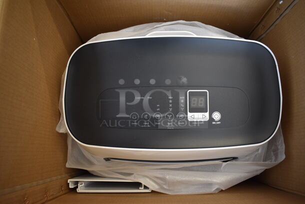 BRAND NEW IN BOX! Pelonis Portable Room Air Conditioner. 16x12x25 - Image 1 of 5