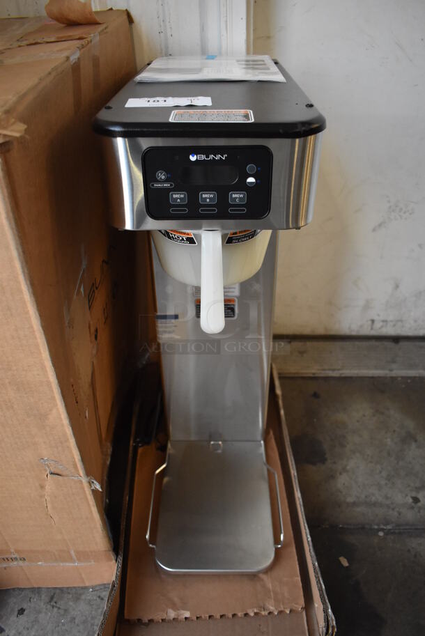 BRAND NEW IN BOX! 2022 Bunn ITB Stainless Steel Commercial Countertop Iced Tea Machine w/ Poly Brew Basket. 120 Volts, 1 Phase. 11x22x35. Tested and Working! - Image 1 of 9
