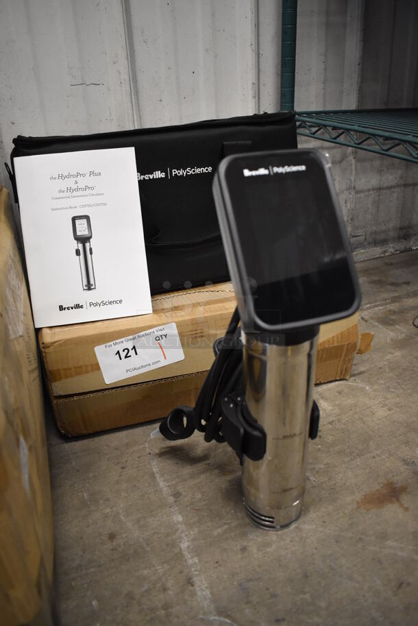 BRAND NEW IN BOX! PolyScience CSV700 HydroPro Sous Vide Immersion Circulator Head in Soft Black Bag. 120 Volts, 1 Phase. 3.5x14x8. Tested and Working!