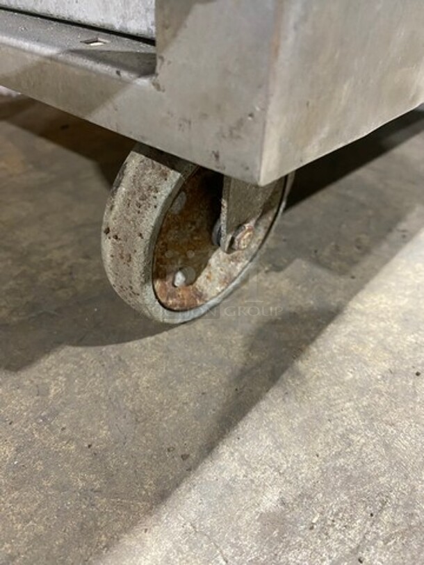 Smokaroma Commercial Electric Powered Pressure BBQ Cooker/ Smoker! All Stainless Steel! On Casters! Model: CU200F SN: 6118 208V - Image 9 of 9