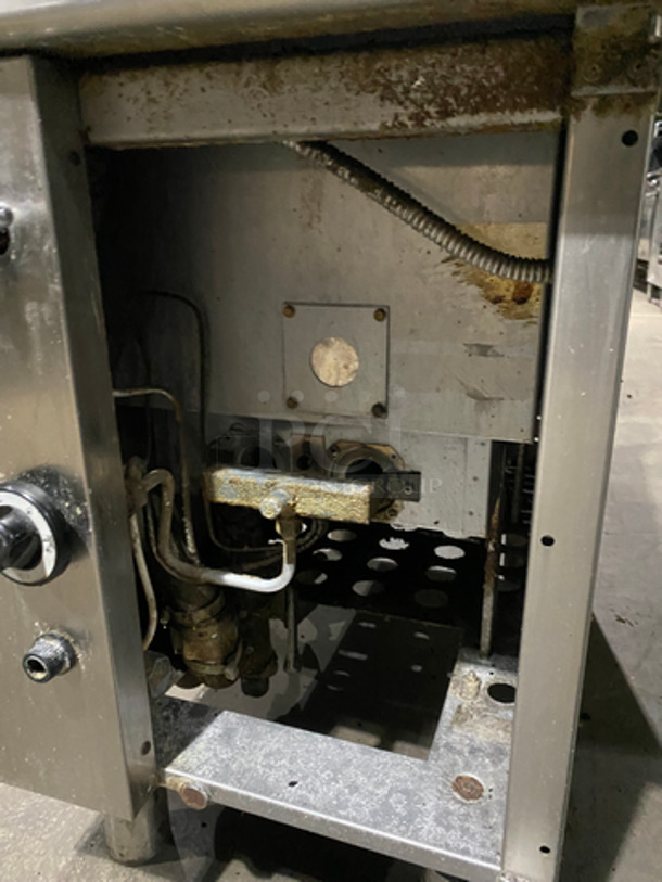 Commercial Gas Powered Pasta Cooker! All Stainless Steel! On Legs! - Image 7 of 9
