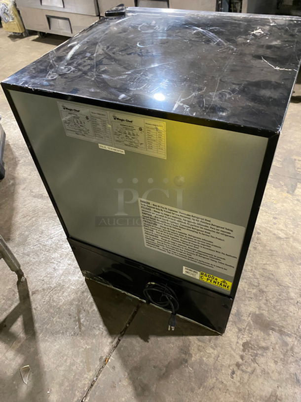 Magic Chef Commercial Refrigerated Countertop Single Door Mini Display Case Merchandiser! With View Through Door! With Metal Racks! All Stainless Steel! Model: HMBC58ST SN: THD1801HMBC58ST00445 115V - Image 4 of 8