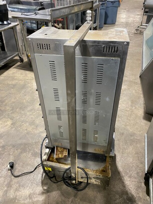 LATE MODEL! 2020 Remta Commercial Countertop Electric Powered Vertical Broiler Gyro Machine! All Stainless Steel! WORKING WHEN REMOVED! Model: MA03 SN: MA030000138 220/230V - Image 3 of 10