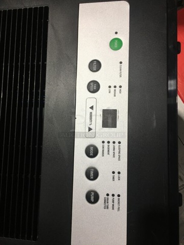 NEW! OUT OF THE BOX! SCRATCH-N-DENT! Soleus Air 95 Pint Portable Dehumidifier Unit! With Built In Pump! Model: DME295IP201 115V - Image 6 of 9
