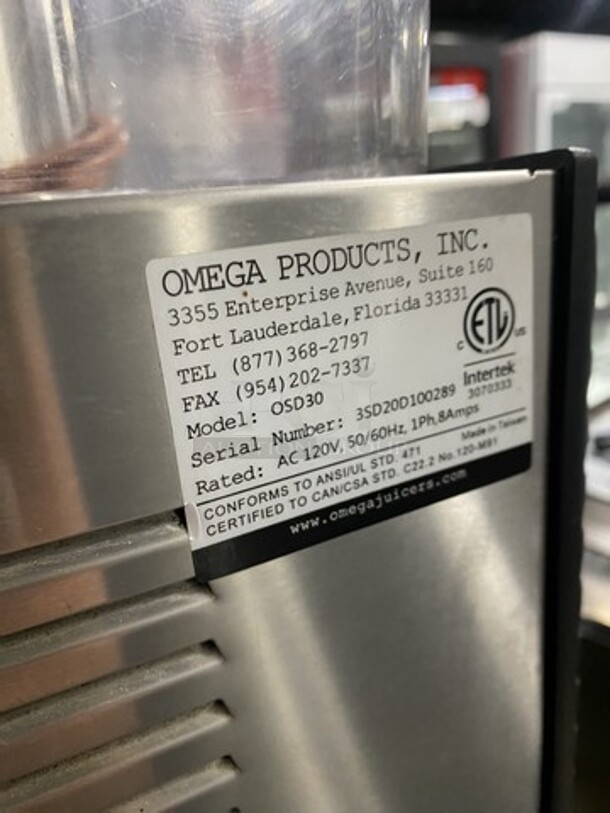 Late Model Omega 3 Head Refrigerated Juice Dispenser! Model OSD30 Serial 3SD20D100289! 120V 1 Phase!  - Image 6 of 7