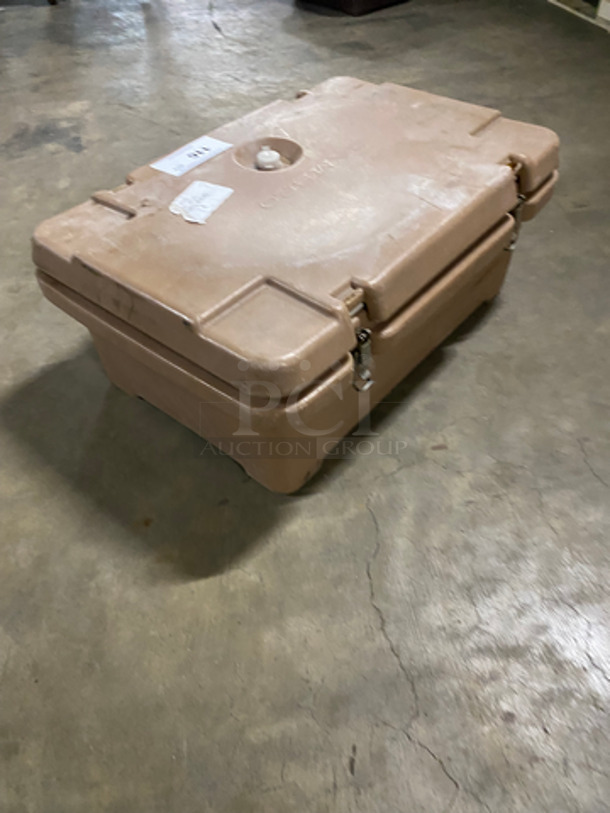 Cambro Insulated Food Pan Carrier! With Lid! - Image 3 of 5