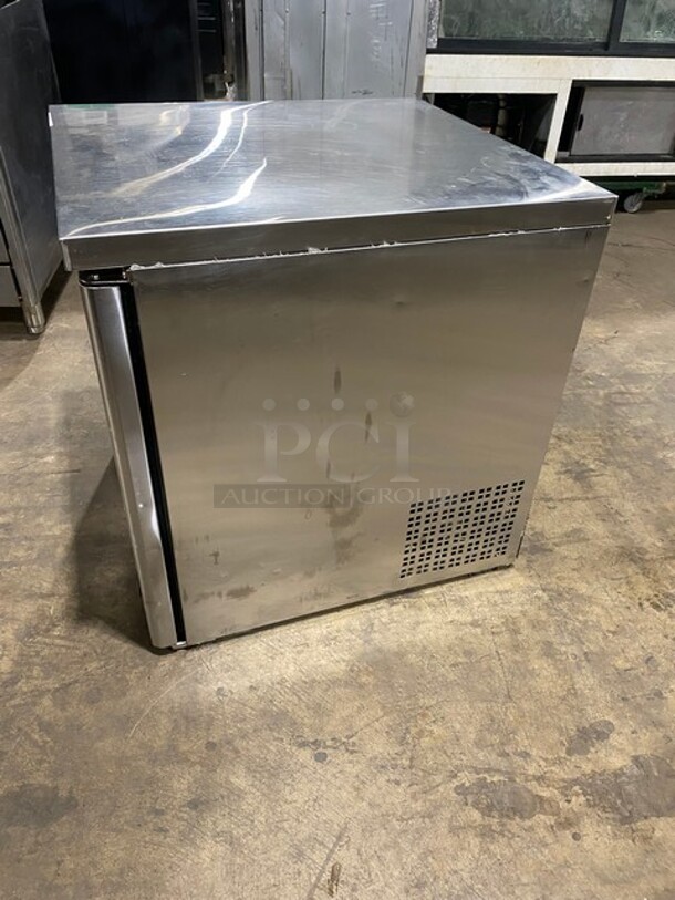Atosa Commercial Single Door Undercounter Refrigerator! All Stainless Steel! With Poly Coated Rack! 115V 1 Phase! Model: MGF8401 SN: MGF8401140618C4021! - Image 3 of 7