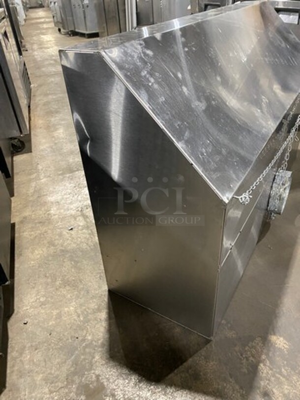 Commercial Solid Stainless Steel Hood System! - Image 4 of 7
