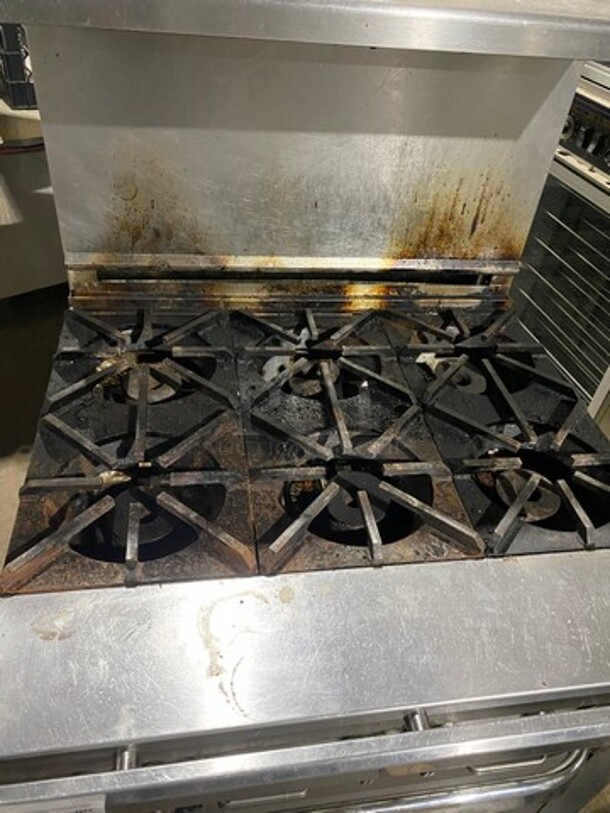 Blodgett Commercial Natural Gas Powered 6 Burner Stove! With Raised Back Splash And Salamander Shelf! With Oven Underneath! All Stainless Steel! On Legs! Model: B36DBBB SN: 08D64916 - Image 5 of 12