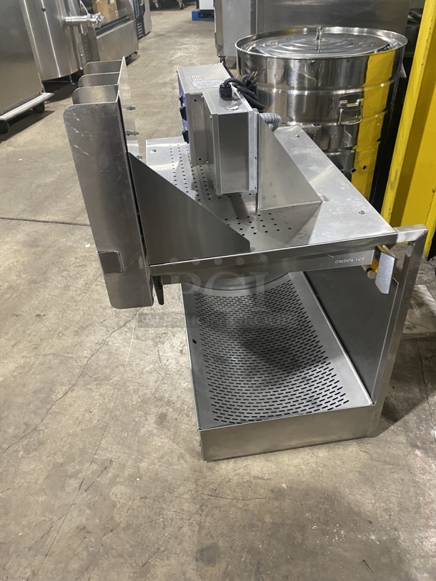 Prince Castle Crisp N Hold Fry Warmer Dump Station! MODEL: LF-26SNCA SN: FSGK382836X 208-240V! - Image 3 of 10