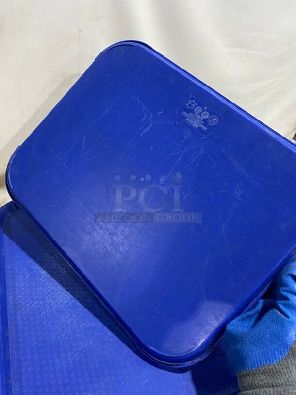 Cambro Blue Rectangular Fast-Food/Cafeteria Serving Trays! Model: 1418FF! 10X Your Bid!  - Image 6 of 7