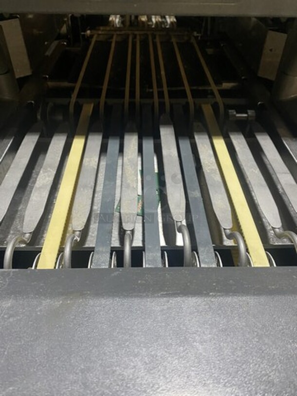 SWEET! Hobart Floor Model Commercial AUTOMATIC WRAPPING SYSTEM! Model AWS-1LR!  With Conveyor! With Digital Control Panel & Printer Laber!  208V 1 Phase!   - Image 12 of 12