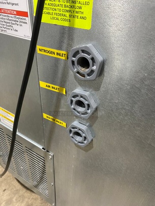 AMAZING! Beverage Air Commercial Refrigerated 10 Tap Cold Brew Coffee Kegerator! With 2 Door Storage Space Underneath! Model: WTR67AHCMMB SN: 13304505 115V 60HZ 1 Phase - Image 9 of 12