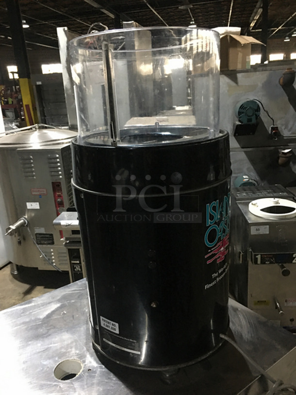 NICE! Island Oasis Commercial Countertop Ice Shaver Blender Machine! Model: SB3X SN: A22782X 220V 50HZ 1 Phase - Image 3 of 7