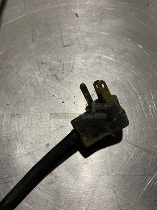 Beverage Air Commercial Single Door Lowboy/ Worktop Cooler! Stainless Steel! On Casters! Model: UCR27A - Image 7 of 7