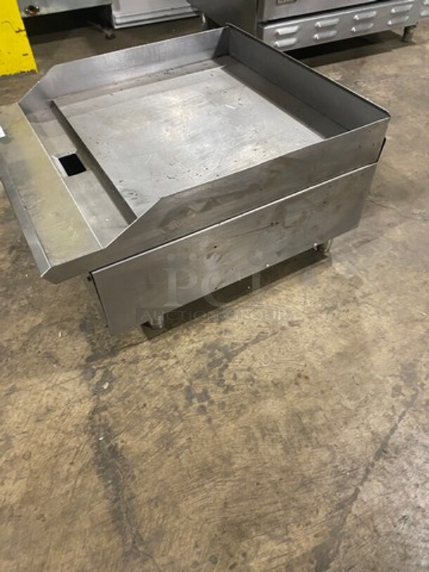 APW Commercial Countertop Natural Gas Powered Flat Top Griddle! With Back And Side Splashes! All Stainless Steel! On Small Legs! - Image 2 of 7