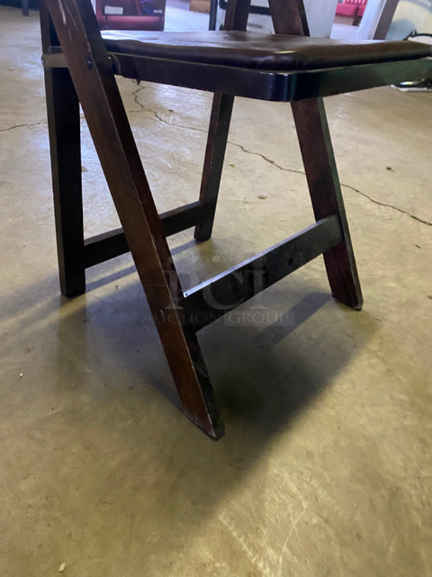 Brown Cushioned Foldable Chairs! Wooden Pattern Body! 10x Your Bid! - Image 8 of 9