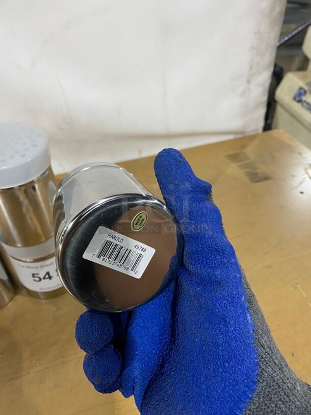 Stainless Steel Salt And Pepper Shakers With Handle And Lids! 6x Your Bid! - Image 4 of 7