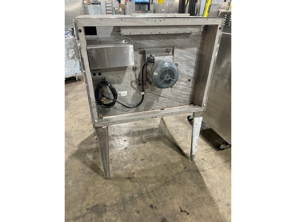 Blodgett MARK V Edition Commercial Electric Powered Full Size Convection Oven! All Stainless Steel! Model MARKV! On Legs! Working When Removed! - Image 4 of 7