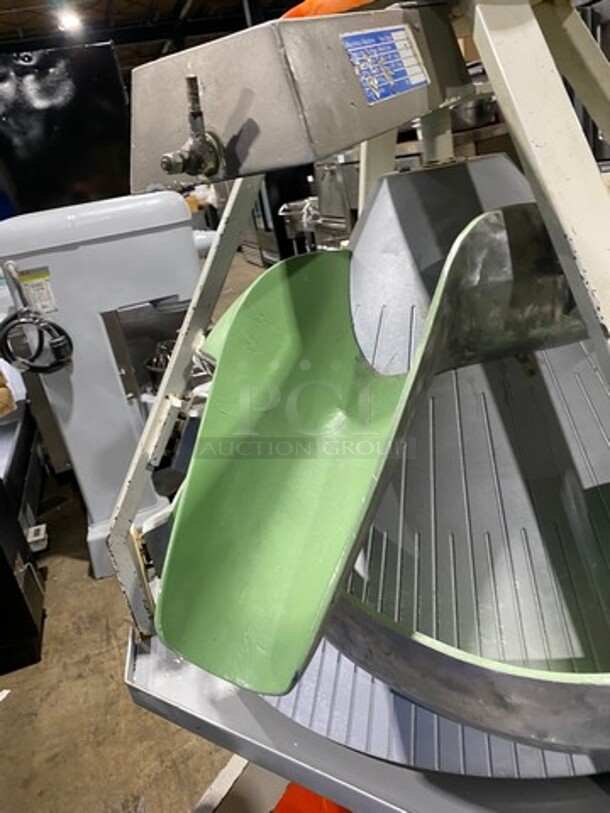 AMAZING! L & M Commercial Electric Powered Dough Rounder/ Former! Model: CRM1 SN: 69113 220V 60HZ 3 Phase - Image 9 of 12