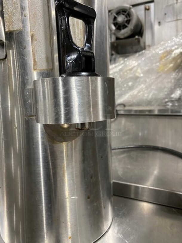 Fetco Commercial Countertop Beverage Dispenser! Thermoproved For Hot And Cold Beverages! All Stainless Steel! Luxus Edition! - Image 4 of 7