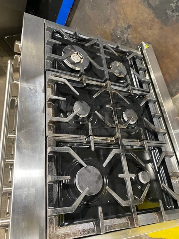 2021 Zline Gas Powered 6 Burner Stove With Oven Underneath! Stainless Steel! MODEL RG36 SN: RG36210129182 - Image 5 of 10
