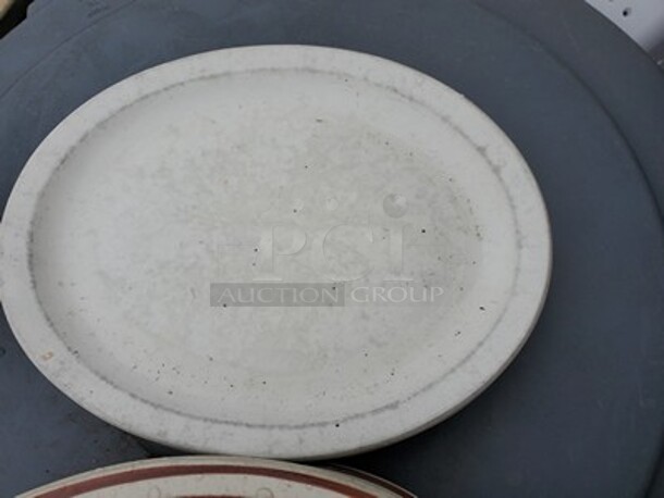 Porcelain Plate. - Image 4 of 5