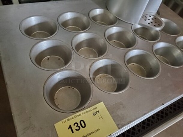 Bakeware Standard Muffin and Cupcake - Image 1 of 4