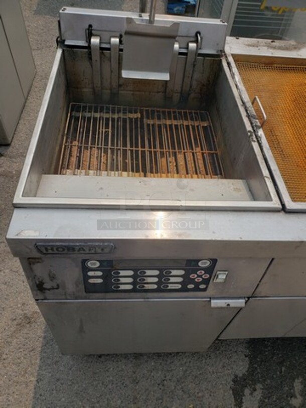 Hobart 2 Compartment Electric Fryer!

60 Hz
208 V
3 PH
24.3 Kw - Image 4 of 8