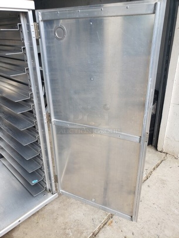 Cres Cor Crescent Holding Cabinet! - Image 3 of 6