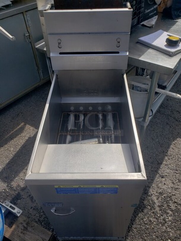 Pitco 40D Natural Gas 40-45 lb. Stainless Steel Floor Fryer - Image 2 of 3