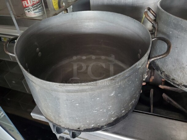 Aluminum Pot 18X11 - Image 2 of 4