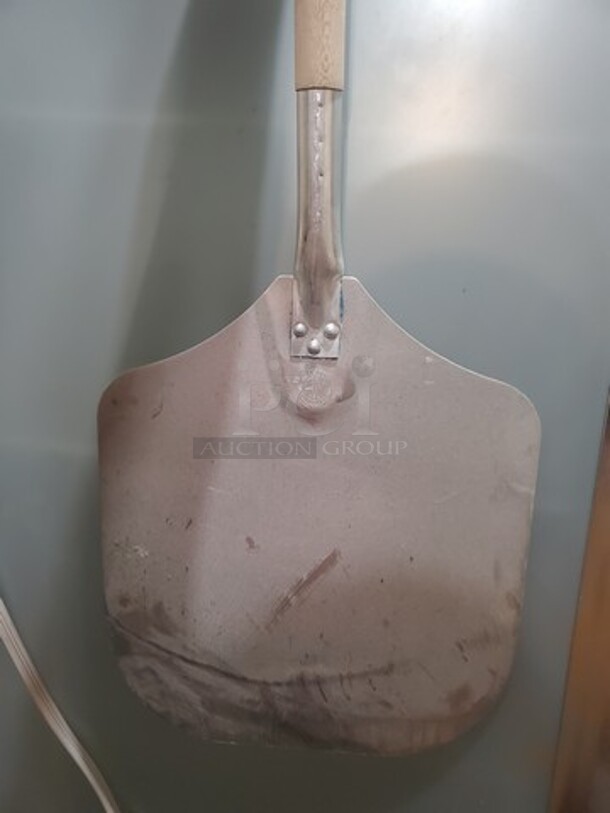 12" x 14" Pizza Peel with 22" Wooden Handle! - Image 3 of 3