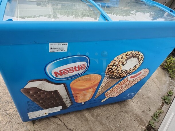Ice Cream Freezer
Good Working Condition
On Casters - Image 7 of 7