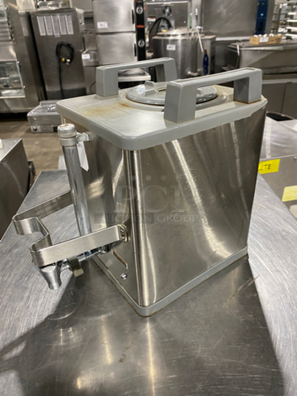 Bunn Commercial Countertop Satellite Coffee Server! Model: SH-S SERVER SN: TS00343691 - Image 2 of 7