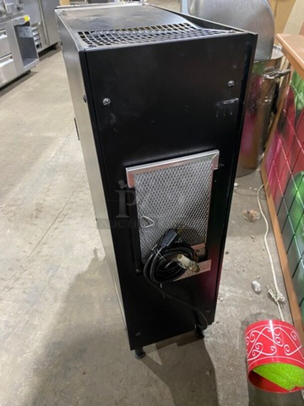 Bunn Commercial Countertop Drink Dispenser! Eletric powered! On Small Legs! Model: JDF2S SN: JDF0028615 120V
Item Number: 3979760-82
 - Image 3 of 8