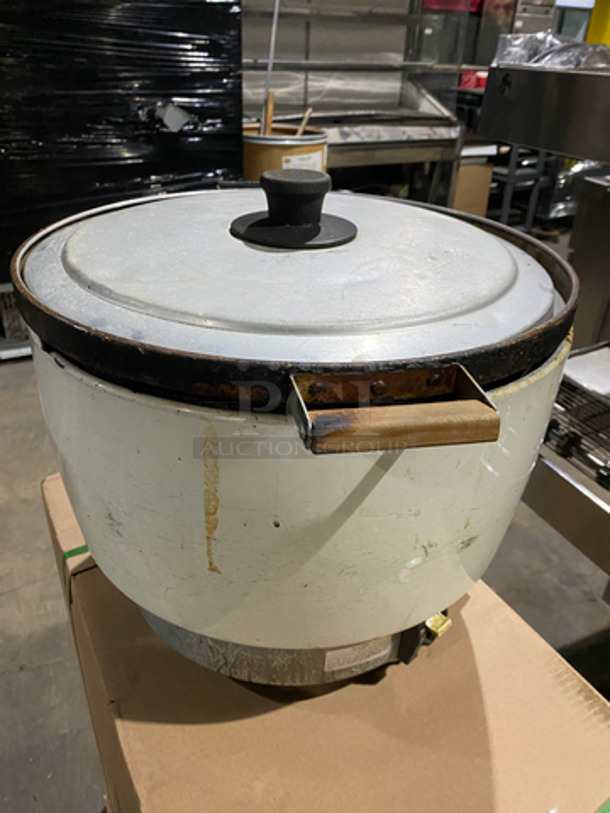 Paloma Natural Gas Powered Countertop Commercial Rice Cooker! With 2 Side Handles! With Stainless Steel Lid! - Image 2 of 7