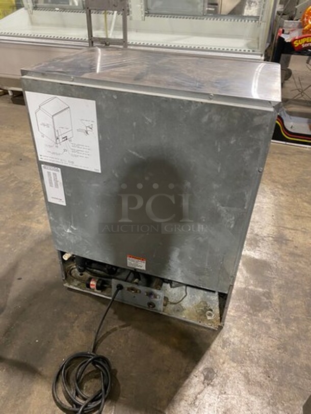 COOL! Manitowoc Commercial Ice Machine Head! Stainless Steel Body! On Legs! Model: QD0133W SN: 110066044 115V 60HZ 1 Phase - Image 4 of 7