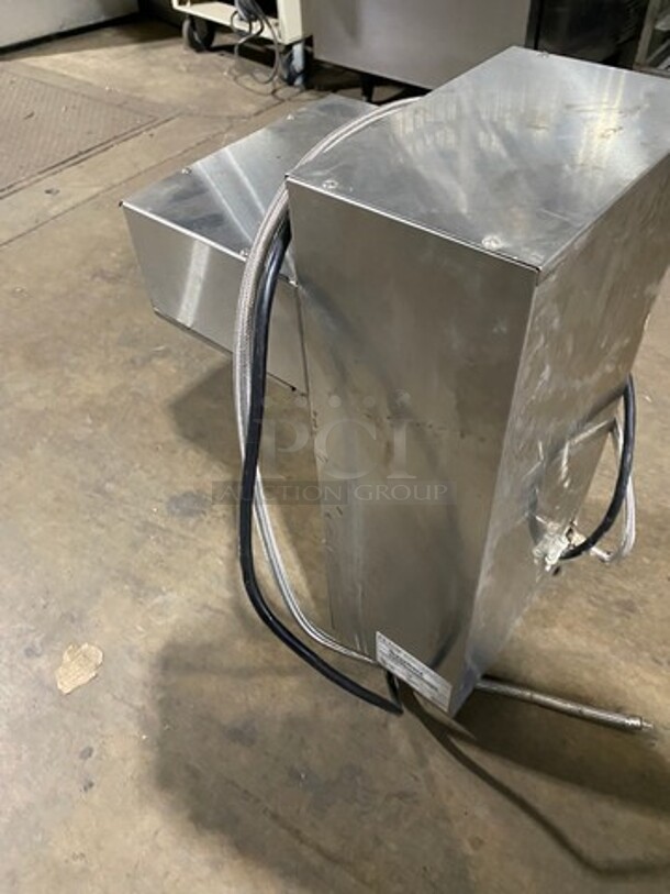 Fetco Commercial Countertop Coffee Brewing Machine! All Stainless Steel! On Small Legs! Model: CBS2031E SN: 710136140867 120/208/240V 1 Phase - Image 4 of 7