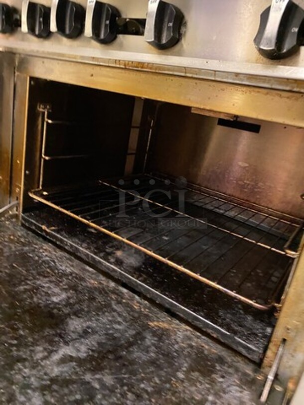 LATE MODEL! 2019 Asber Commercial Natural Gas Powered 6 Burner Stove! With Raised Back Splash And Salamander Shelf! With Oven Underneath! Metal Oven Rack! All Stainless Steel! On Casters! WORKING WHEN REMOVED! - Image 7 of 9