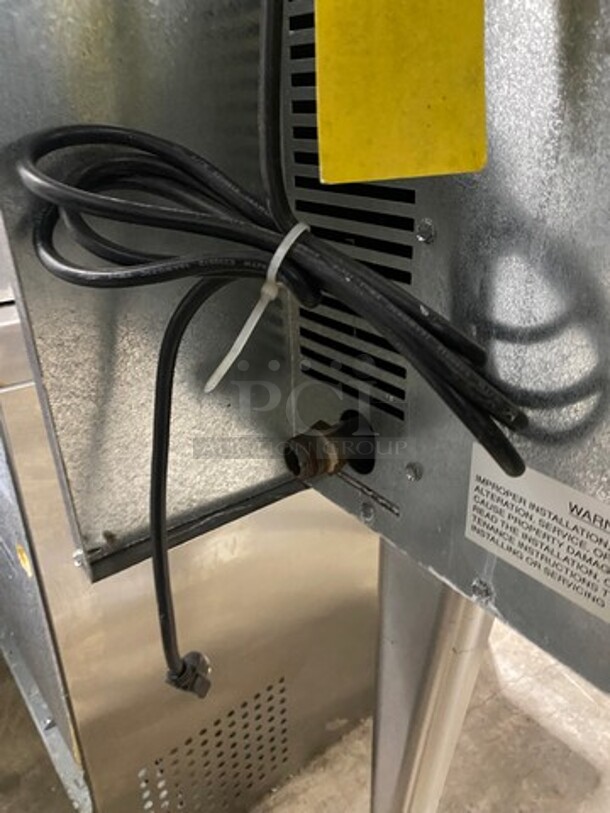 Imperial Commercial Natural Gas Powered Convection Oven! With View Through Door! With Metal Oven Racks! Stainless Steel! On Legs! - Image 7 of 7