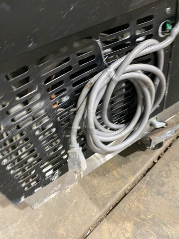 BLUEAIR Under The Counter Beer Bottle Cooler! Model BBC-50B Serial No: EQQ-BAB50-0004! 115V 60Hz 1PH  - Image 8 of 8