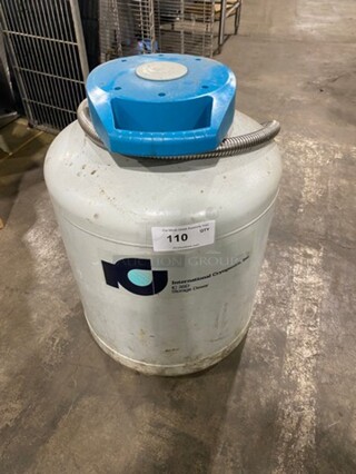 International Cryogenics Liquid Nitrogen Dewar Tank! Model: IC35D