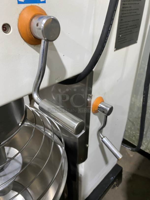 Arimex Commercial 40 Qt Mixer! With Spiral And Paddle Attachments! With Stainless Steel Bowl And Bowl Guard! On Legs! Working When Removed! Model: MG40/3 SN: 111 208V 60HZ 3 Phase - Image 8 of 10