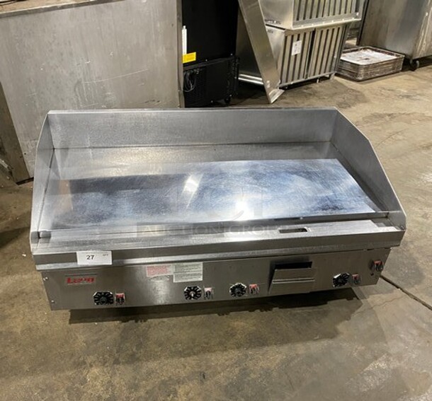 Sweet! Lang Commercial Countertop Natural Gas Powered Mirror Shine Polish Top Flat Top Griddle! With Back And Side Splashes! All Stainless Steel! On Small Legs!