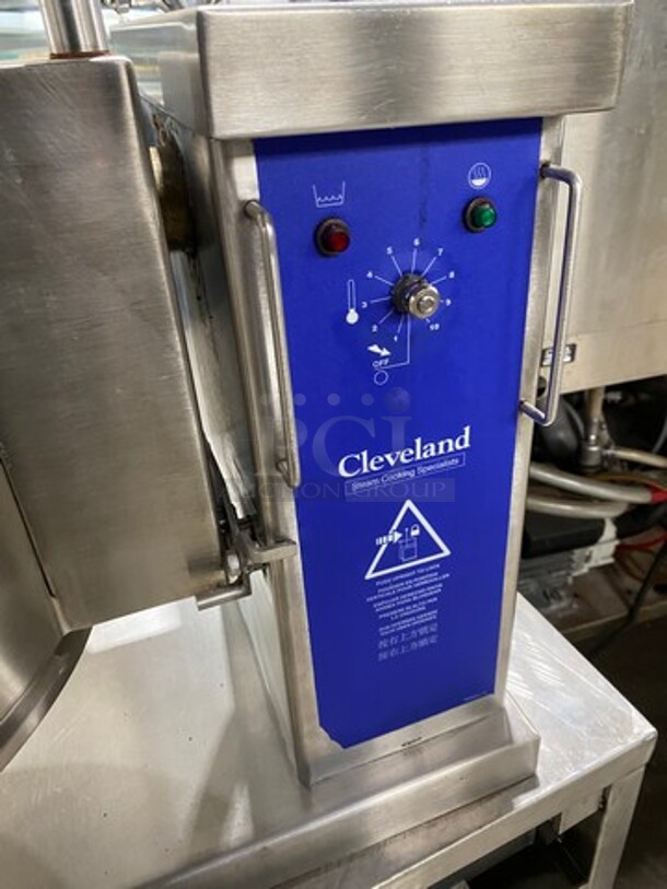 Cleveland Commercial Electric Powered Tilting Soup Kettle! All Stainless Steel! On Legs! Model: KET6T SN: WT504700A01 - Image 6 of 11