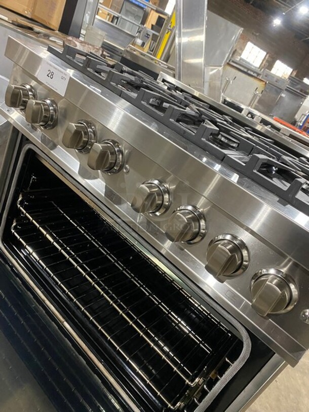 SWEET! Zline Gas Powered 6 Burner Stove! With Oven Underneath! Stainless Steel! MODEL RG36 SN: RG36GE2206022303 120V  - Image 7 of 10