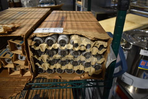 Box of 23 BRAND NEW Philips F15 T12/CW Fluorescent Tube Lights.
