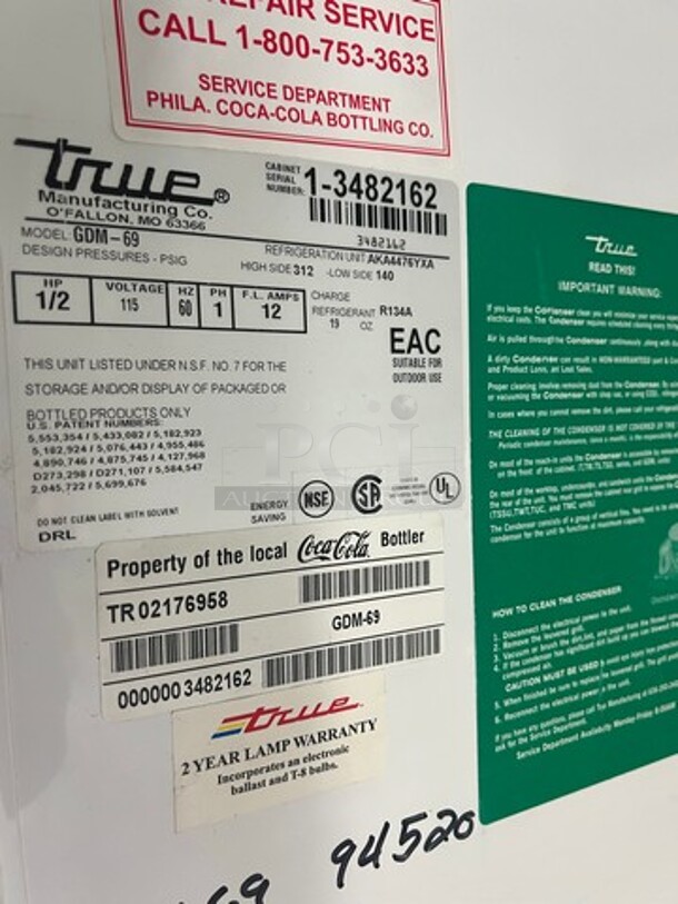 True Commercial 3 Door Reach In Cooler Merchandiser! With View Through Doors! Poly Coated Racks And Drink Racks! WORKING WHEN REMOVED! Model: GDM69 SN: 13482162 115V 60HZ 1 Phase - Image 4 of 6