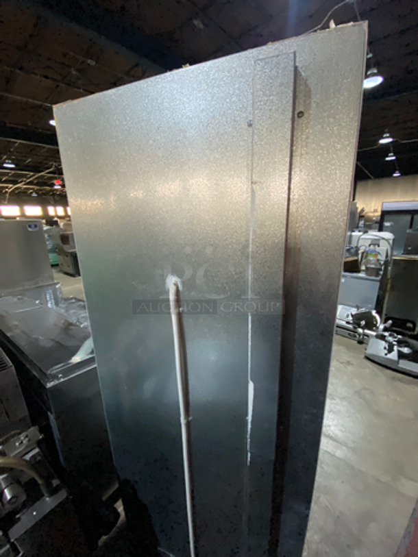 Master Bilt Commercial Single Door Reach In Cooler Merchandiser! With View Through Door! With Poly Coated Racks! Model: BMG23P SN: 191867HEE01 115V 60HZ 1 Phase - Image 4 of 8